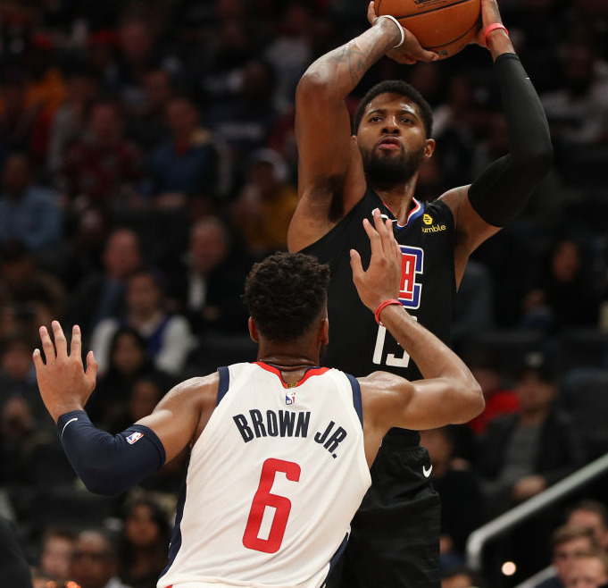 关于哈兰德在快船比赛中比分优势明显，精彩发挥引发热议！的信息