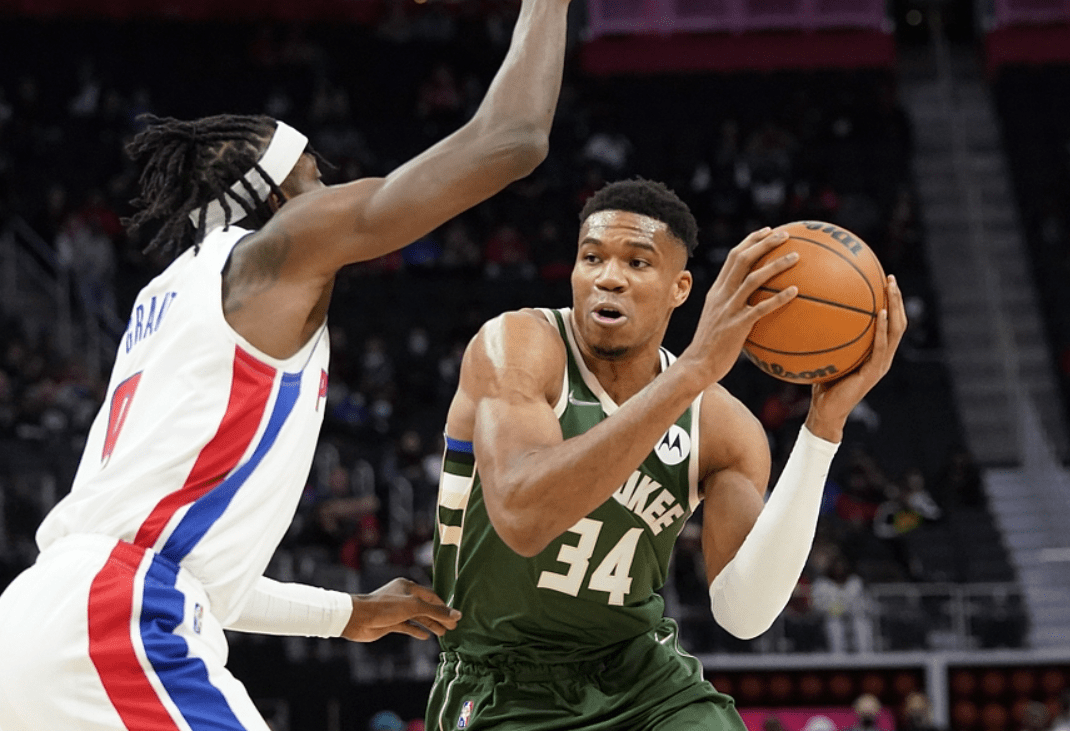 Ming遭遇十五连败，雄鹿教练面临压力！的简单介绍